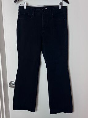 White House Black Market High-Rise Sculpt Skinny Flare Jeans Women's 8 Short‎